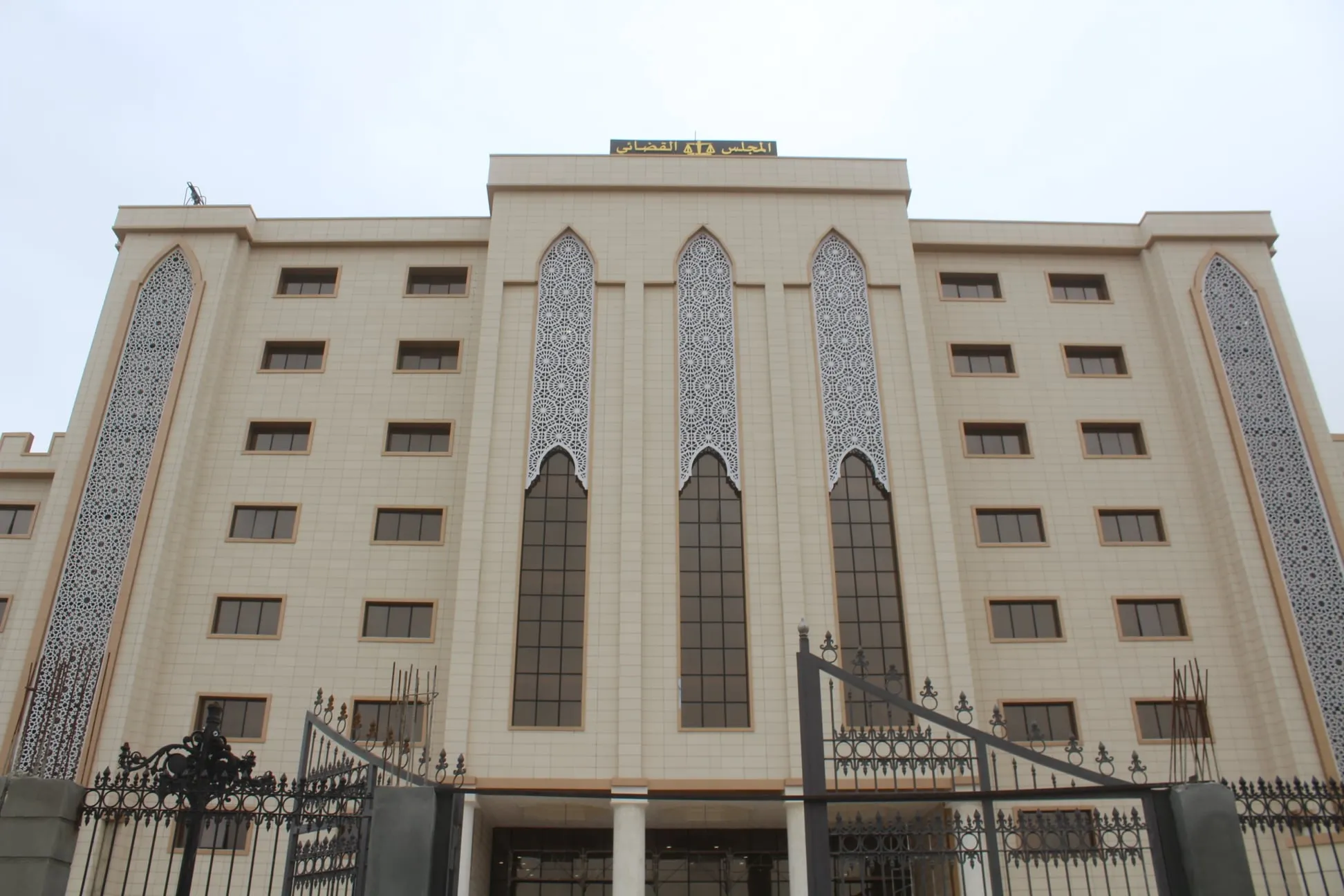 توقيف شاب حاول دخول الجزائر بطريقة غير شرعية هربًا من شروط منحة السفر