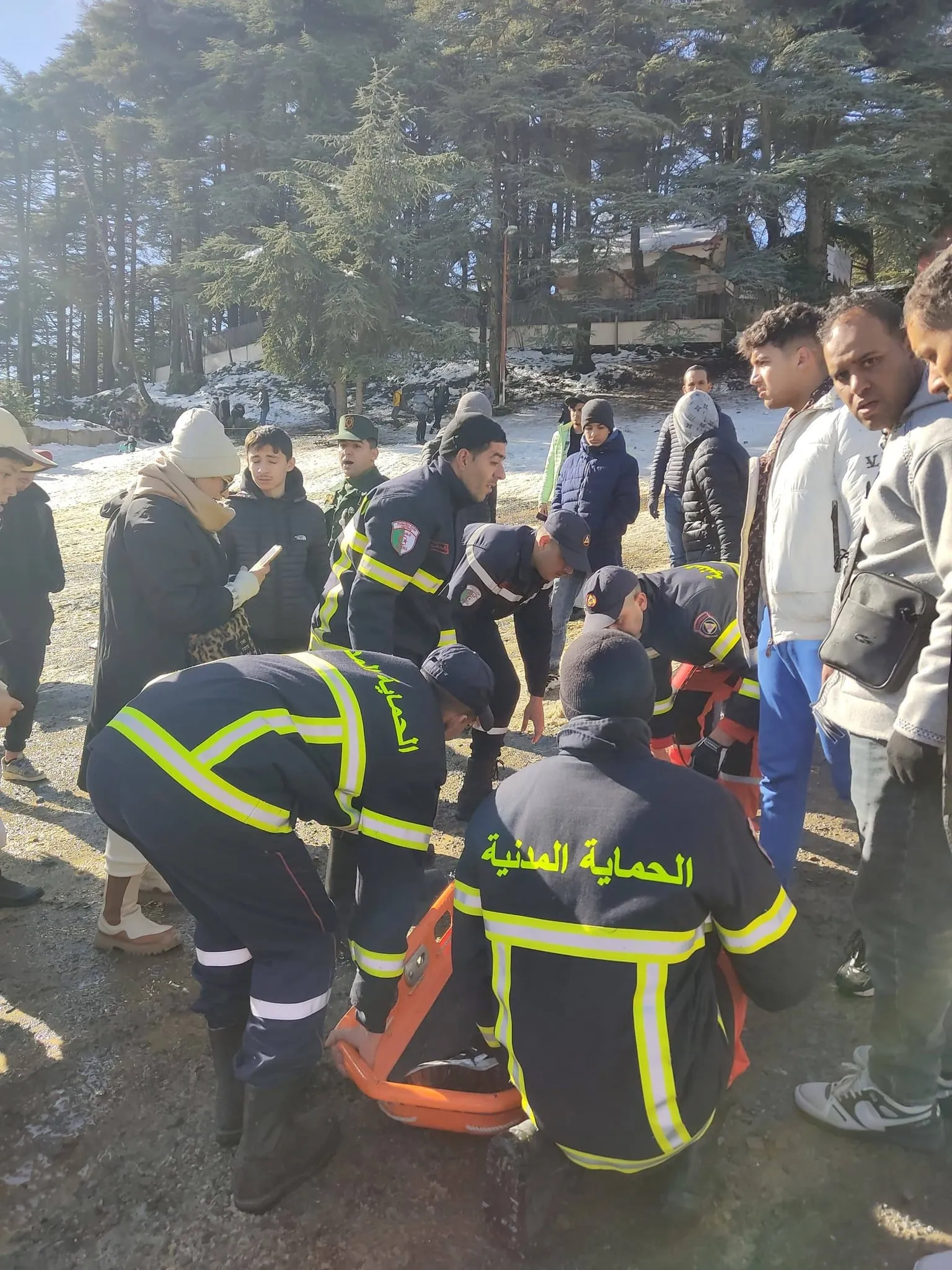 الحماية المدنية تحذر من المناطق الثلجية