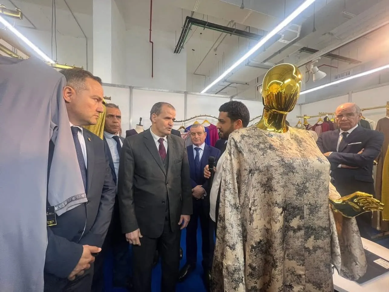 رزيق: المنتجات الجزائرية تتمتع بجودة عالية تُضاهي المنتجات المستوردة