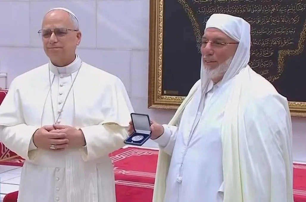 البابا ليو يزور عدد من مرافق جامع الجزائر