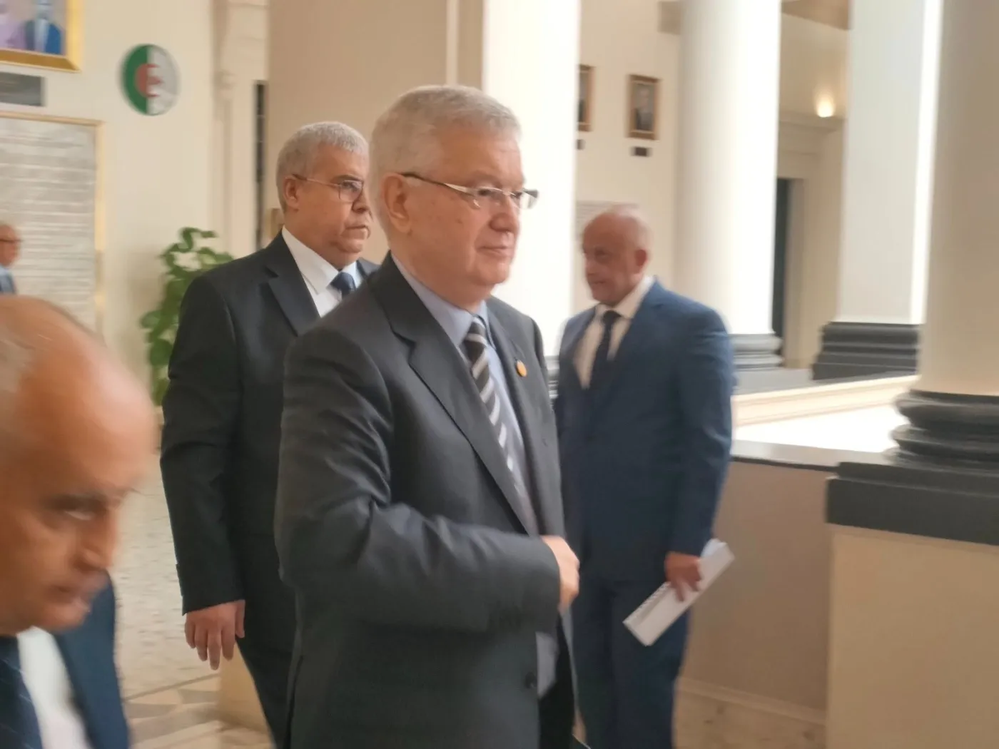 من يكون الرئيس الجديد لمجلس الأمة عزوز ناصري؟