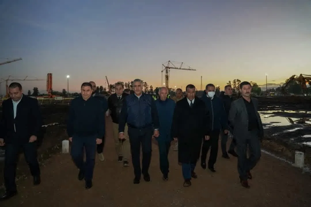 وزير السكن يعاين مشروع القطب المالي في سيدي موسى بالعاصمة