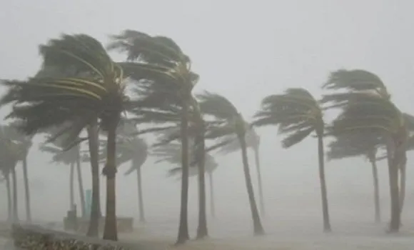 استمرار هبوب رياح قوية مع تسجيل أمطار رعدية في هذه الولايات