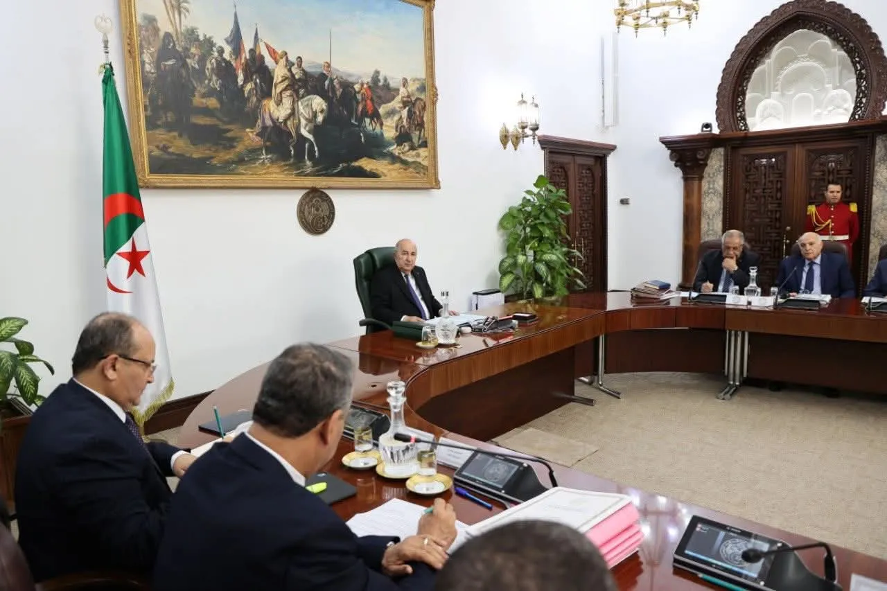 مجلس الوزراء يصادق على توطين ثلاث محطات لتحلية مياه البحر