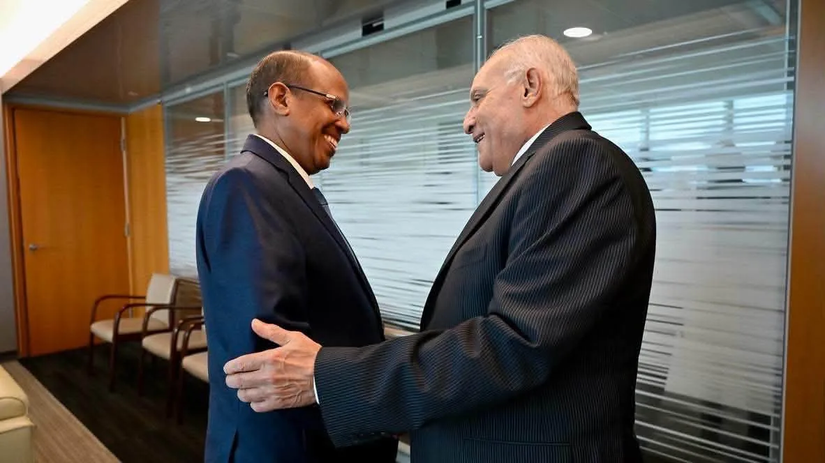 عطاف يلتقي برئيس مفوضية الاتحاد الإفريقي