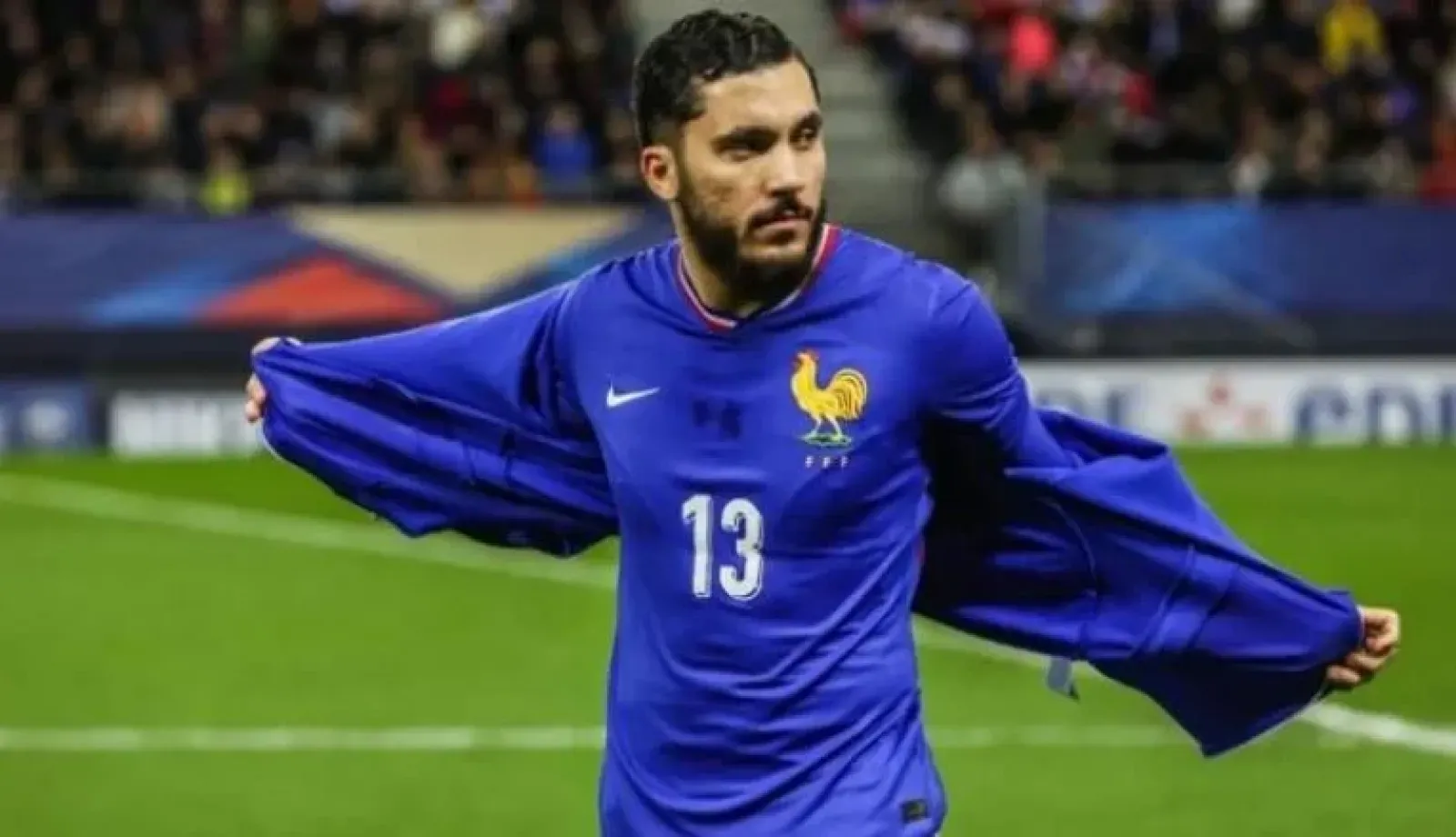 المدرب الفرنسي ديدي ديشان يستدعي  الفرانكو جزائري ريان شرقي