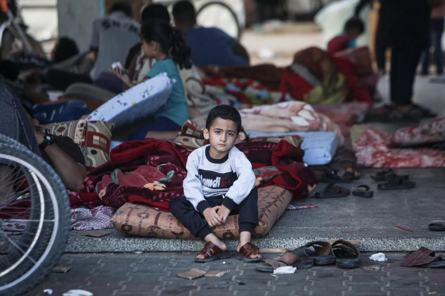 أطباء بلا حدود تحذر: أطفال غزة يموتون من البرد