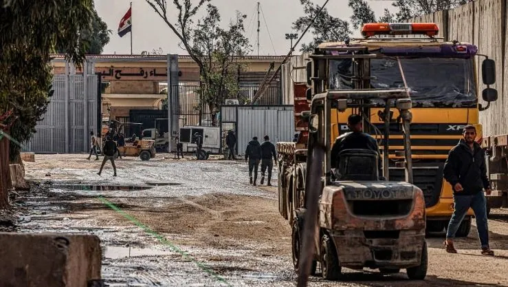 حماس: منع فتح معبر رفح خرق فاضح لبنود اتفاق وقف إطلاق النار