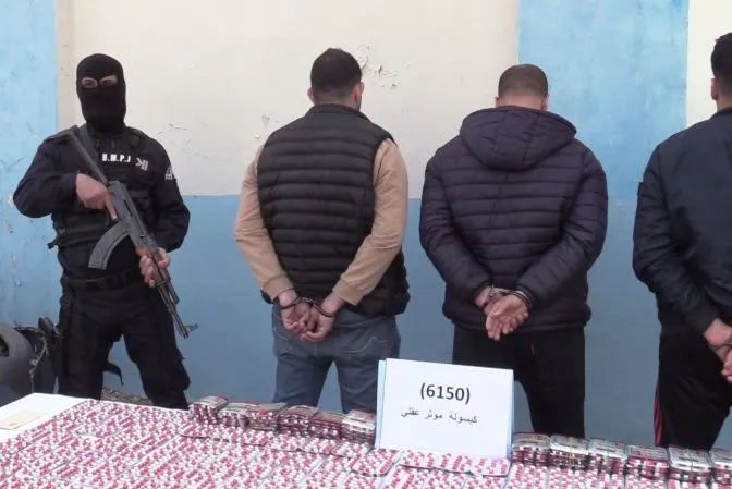 توقيف 3 أشخاص وحجز كمية كبيرة من المهلوسات بالعاصمة