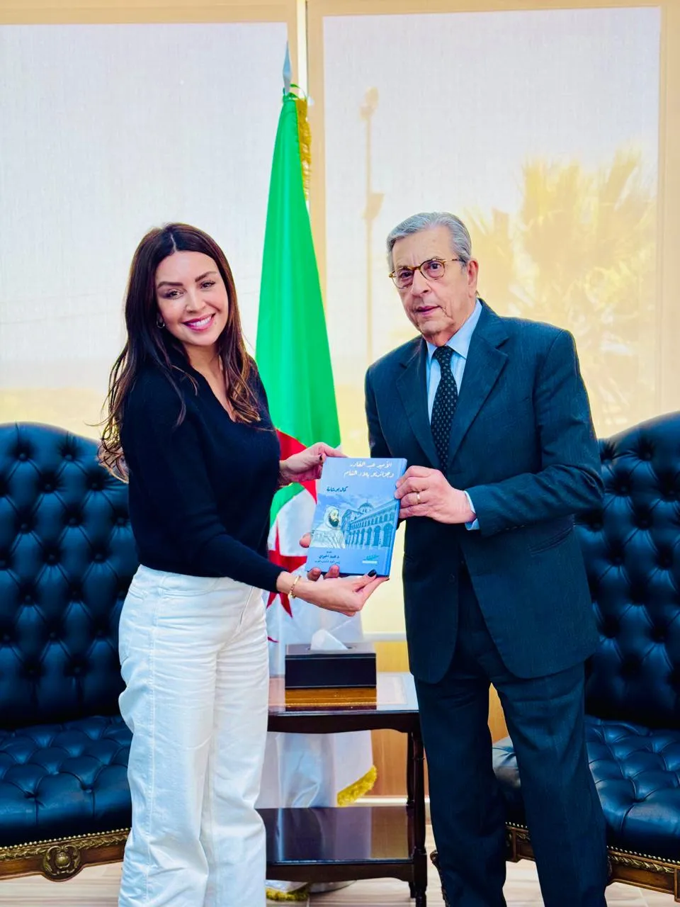 أمال بوشوشة تجسد الوفاء للجزائر في زيارة رسمية إلى السفارة ببيروت