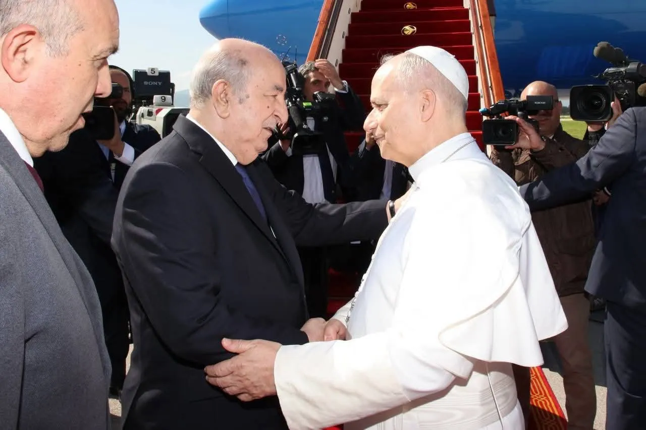 البابا ليون: الزيارة إلى الجزائر فرصة لمواصلة بناء الجسور وتعزيز الحوار