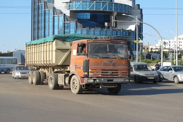 منع سير مركبات الوزن الثقيل تحسبا لمعرض IATF2025