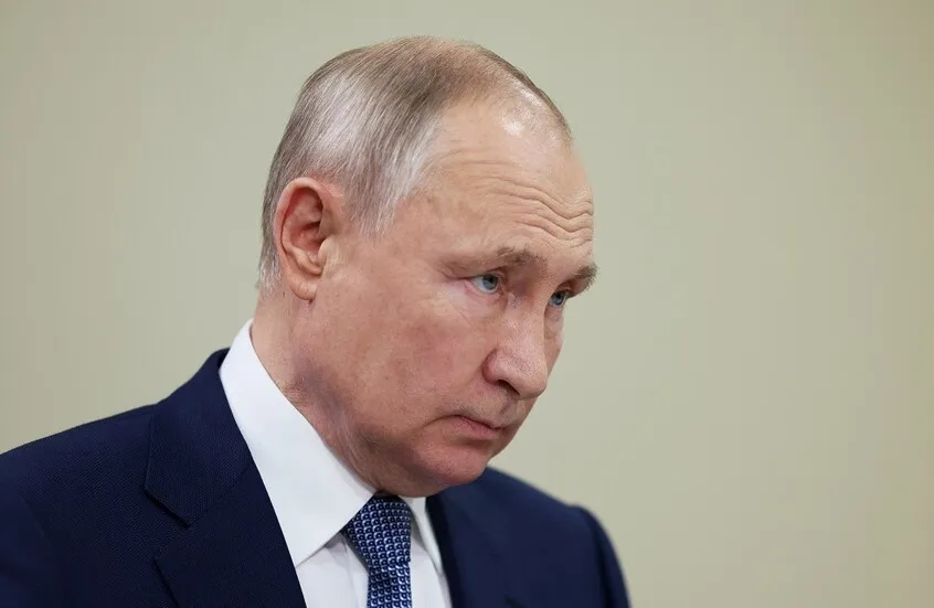 لقطة لبوتين من ألاسكا تهز الرأي العام الصيني (صورة)