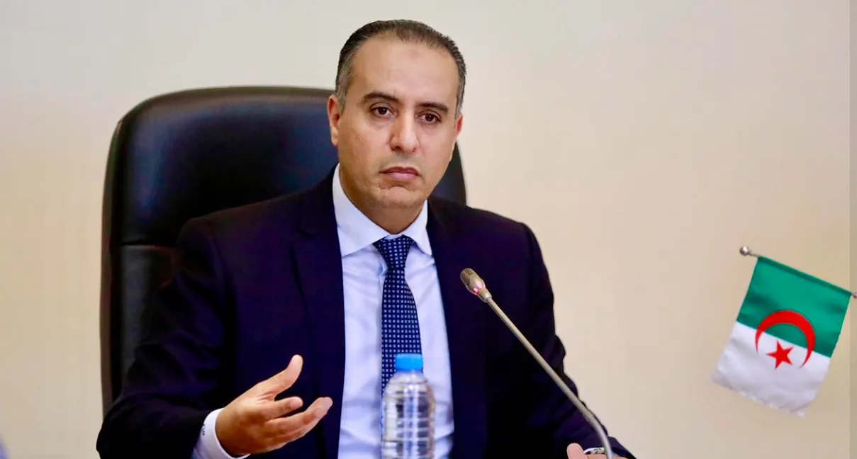 الاتحاد الجزائري يهنئ محرز بتتويجه الآسيوي مع الأهلي