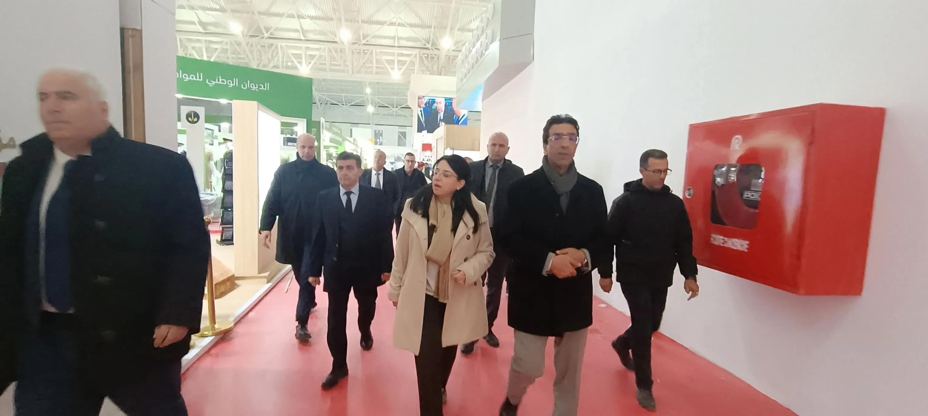 وزير التجارة الداخلية تقف على تحضيرات معرض الإنتاج الجزائري