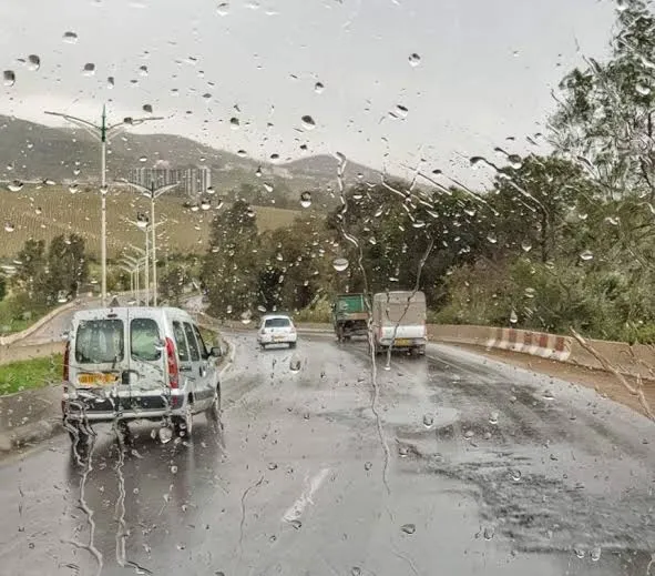 أمطار رعدية في 4 ولايات