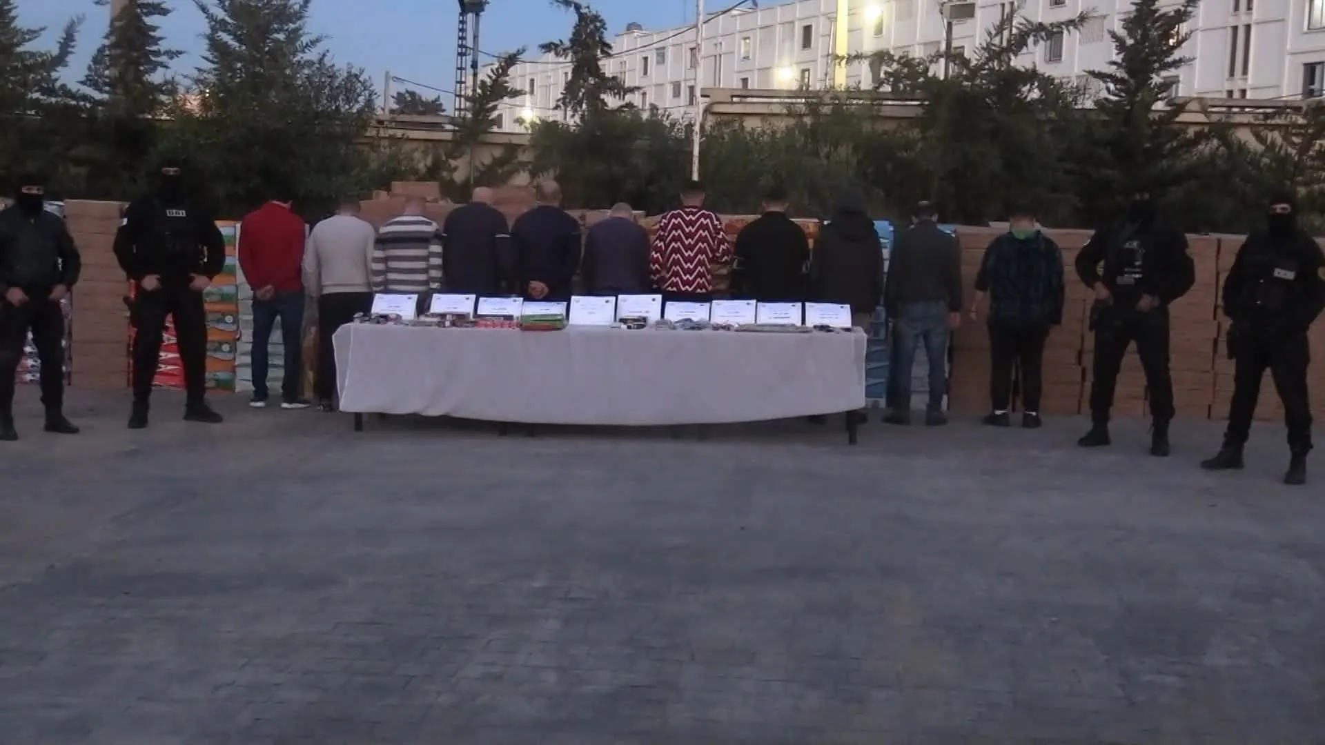 الإطاحة بعصابة في العاصمة تروج التبغ المقلد وتحجز موادا بـ11 مليار سنتيم