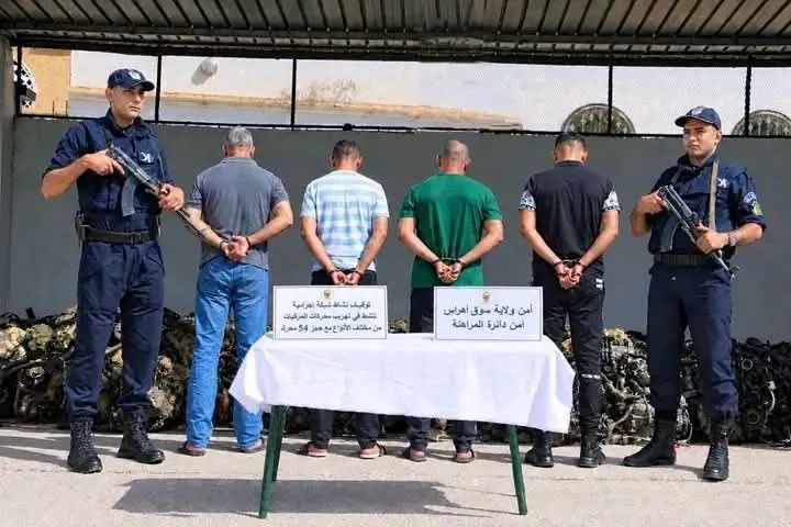 شرطة سوق أهراس تفكك شبكة لتهريب محركات المركبات وتحجز 54 محركا