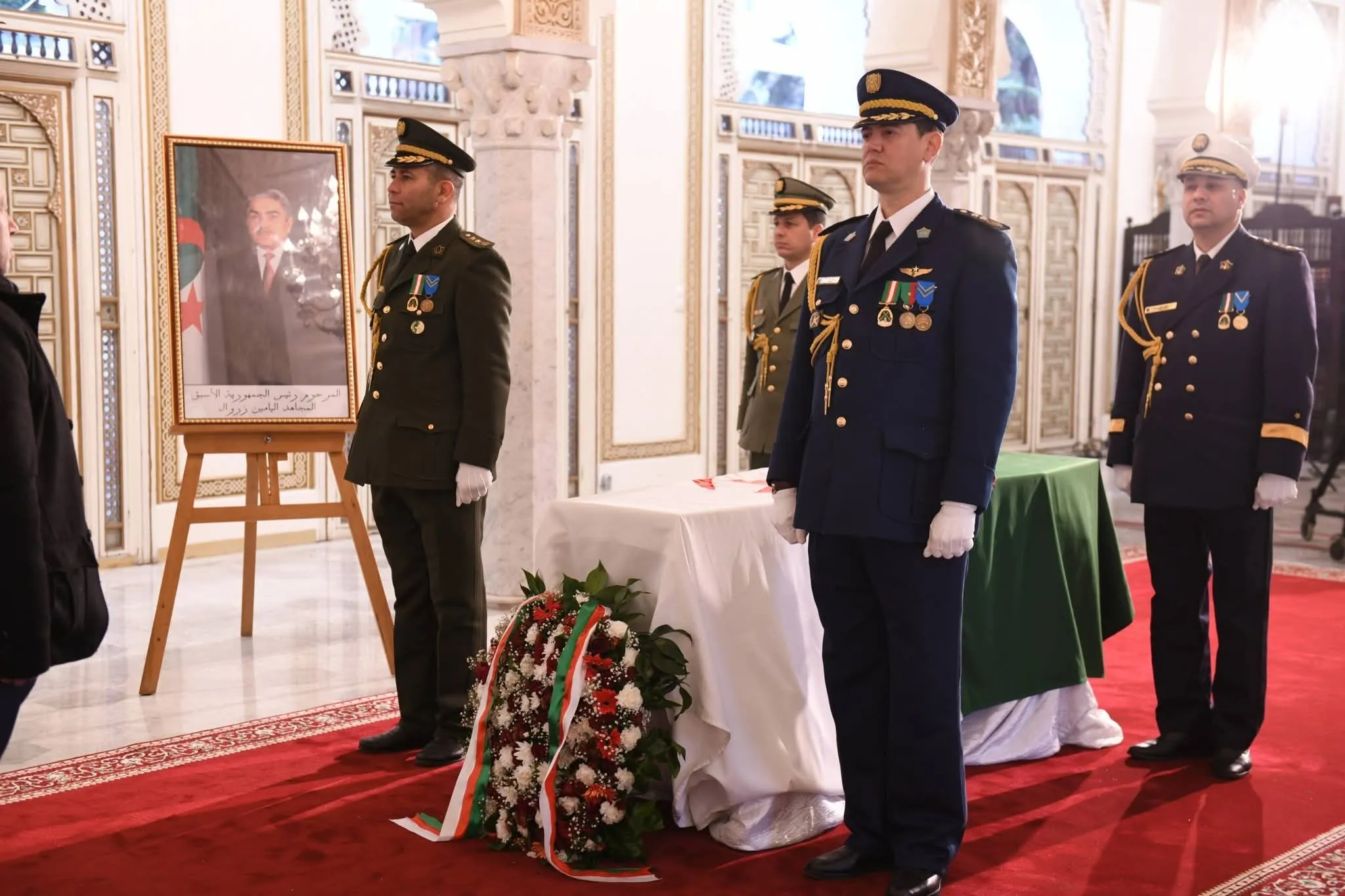 ولاية باتنة تحدد موعد النظرة الأخيرة ودفن الرئيس الأسبق اليامين زروال