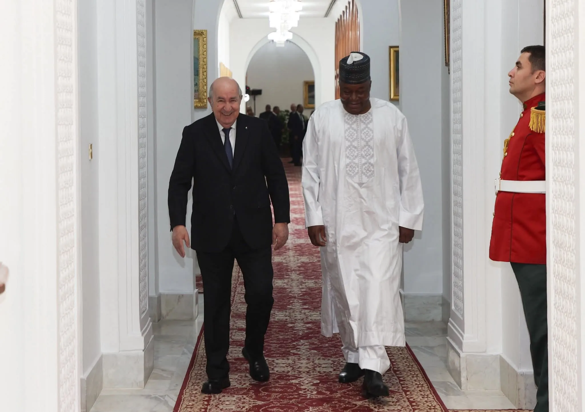 رئيس الجمهورية يقبل دعوة من تياني للقيام بزيارة إلى النيجر