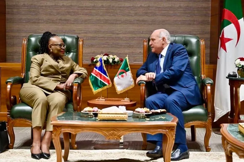 عطاف يستقبل وزيرة العلاقات الدولية والتجارة لجمهورية ناميبيا