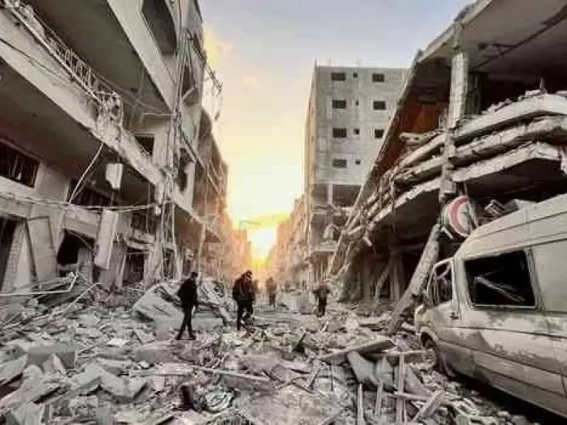 استشهاد 16 فلسطينيا في قصف للاحتلال الصهيوني وسط غزة