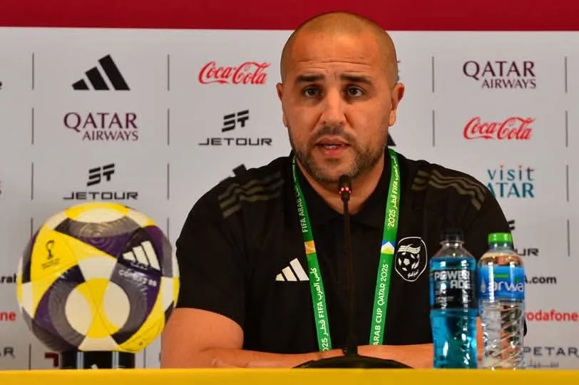 بوقرة يعلن انسحابه من تدريب المنتخب الوطني المحلي