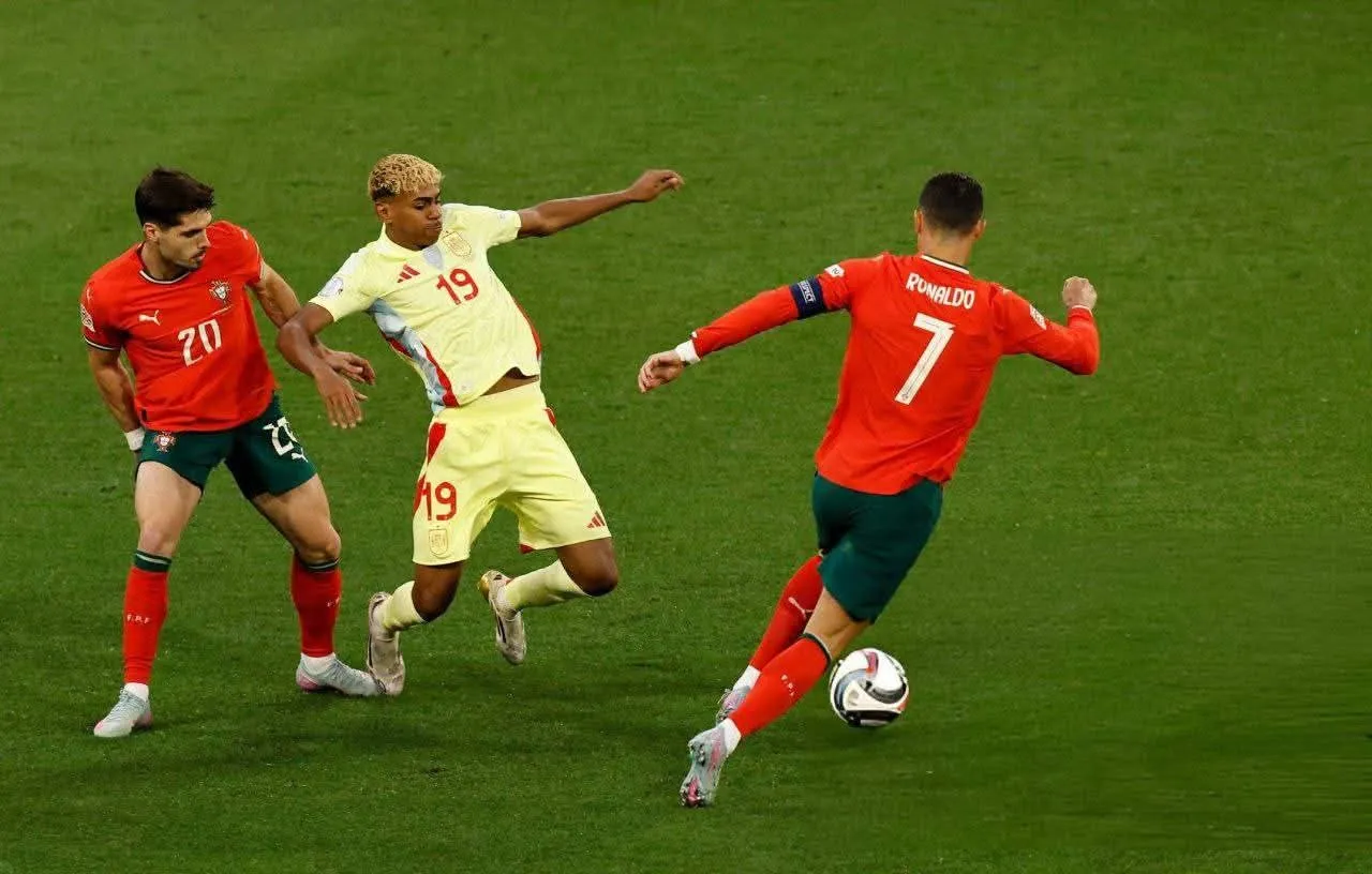للمرة الثانية في تاريخ.. منتخب البرتغال يتوج بطلاً لدوري الأمم الأوروبية