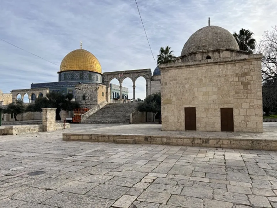 الاحتلال يواصل إغلاق أبواب المسجد الأقصى