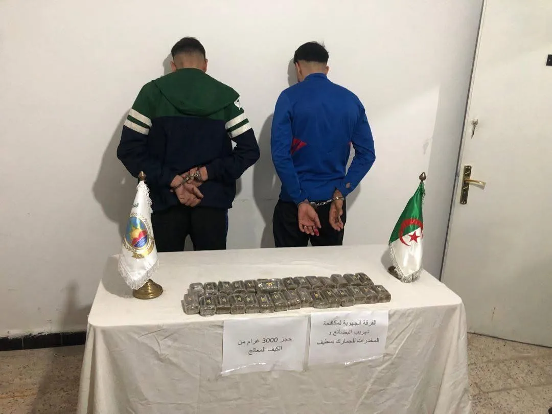 إحباط محاولة تهريب 3 كلغ من المخدرات بسطيف