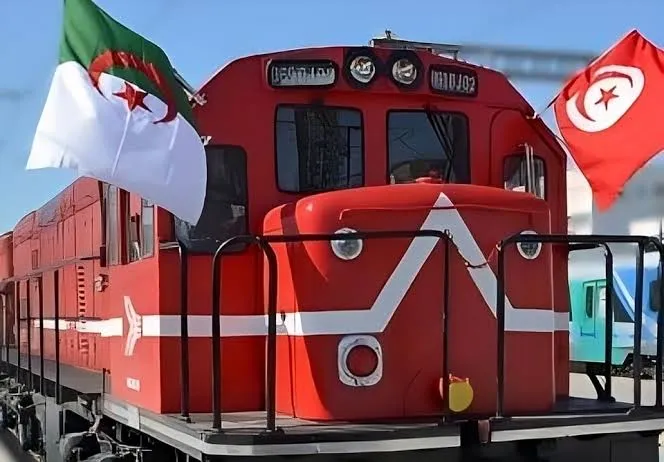 هذه مواقيت وأسعار تذاكر رحلات القطار الدولي الجزائر-تونس