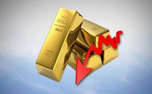 تراجع في أسعار الذهب مع ارتفاع الدولار