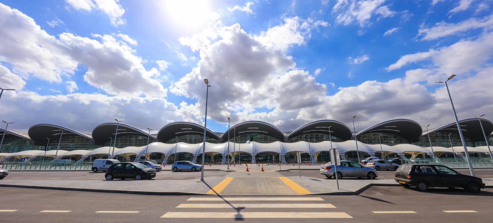 مطار الجزائر يفتح باب التوظيف