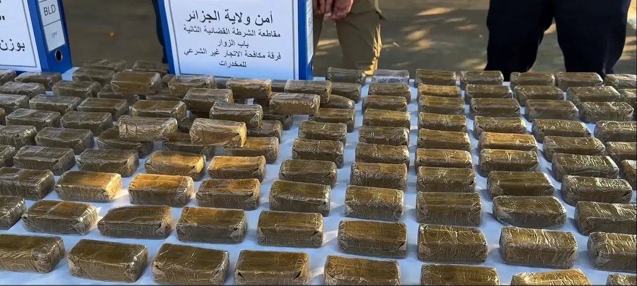 حجز أكثر من 20 كلغ من الكيف المعالج في العاصمة