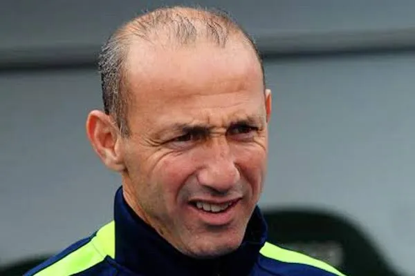 دزيري بلال يتراجع عن تدريب مولودية وهران