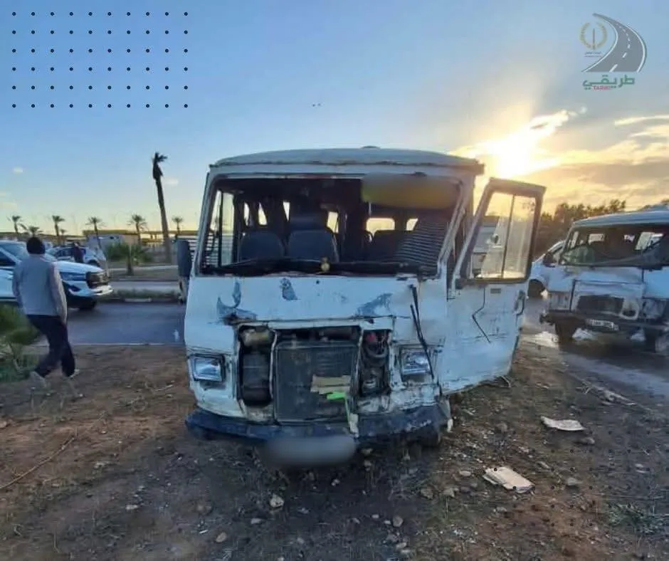 إصابة 12 شخصا في حادث مرور بوهران