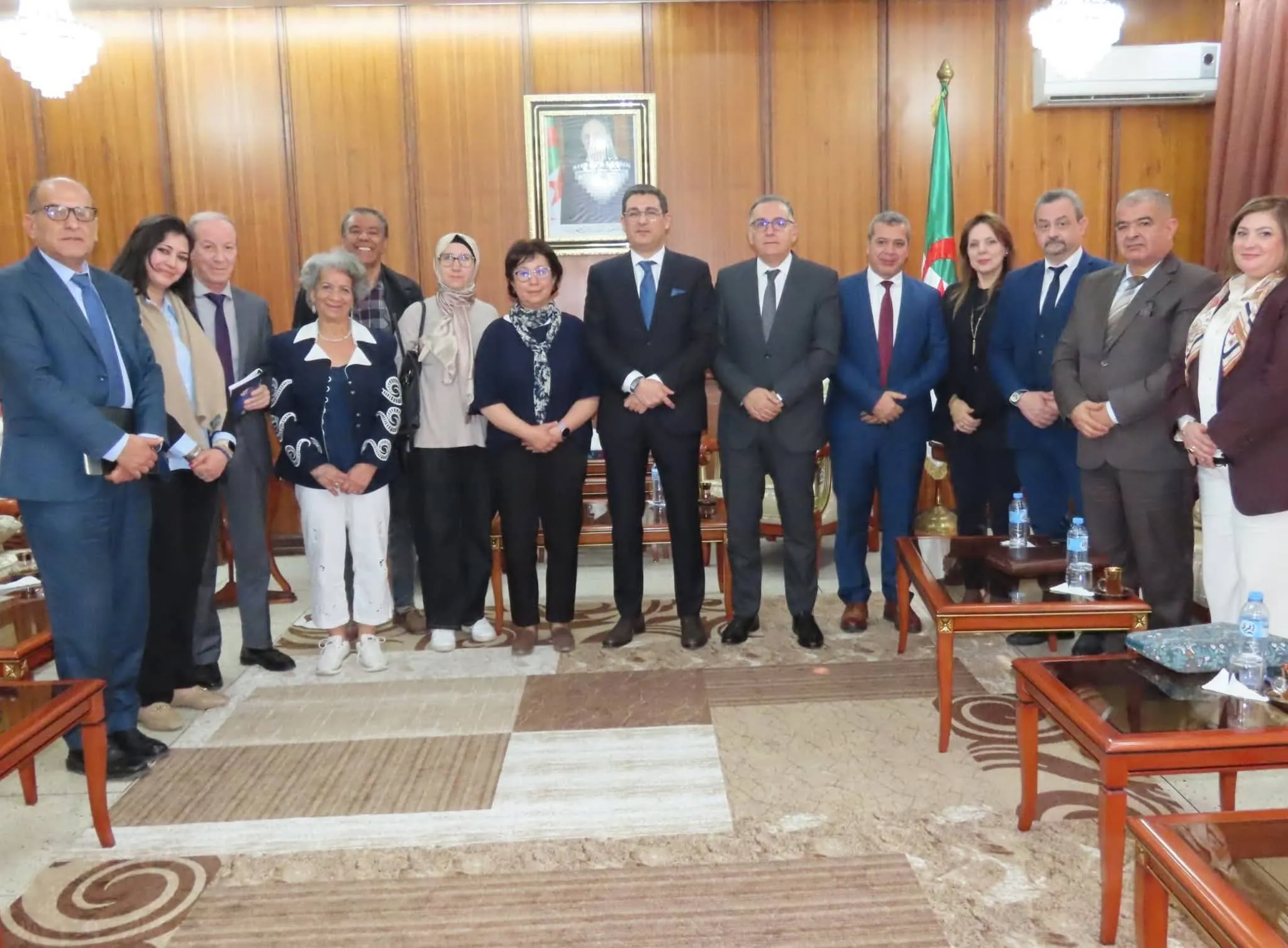 وزير الصحة يستقبل وفدا عن جمعية الصحة الفرنسية-الجزائرية