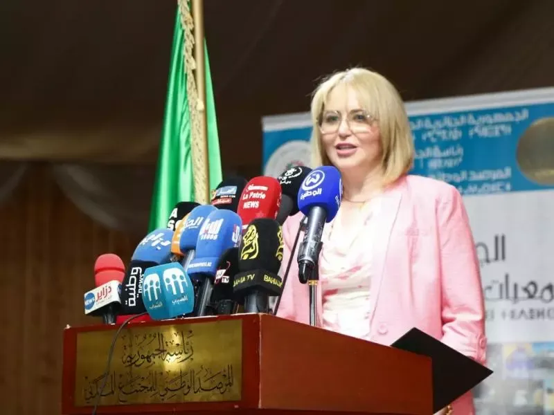 حملاوي تشرف على افتتاح أشغال الجامعة الصيفية للجمعيات ذات الطابع الثقافي