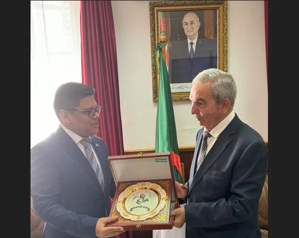 رئيس المجلس الأعلى للغة العربية  يستقبل سفير جمهورية نيكاراغوا لدى الجزائر