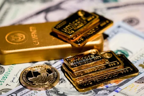 تراجع أسعار الذهب في الأسواق العالمية