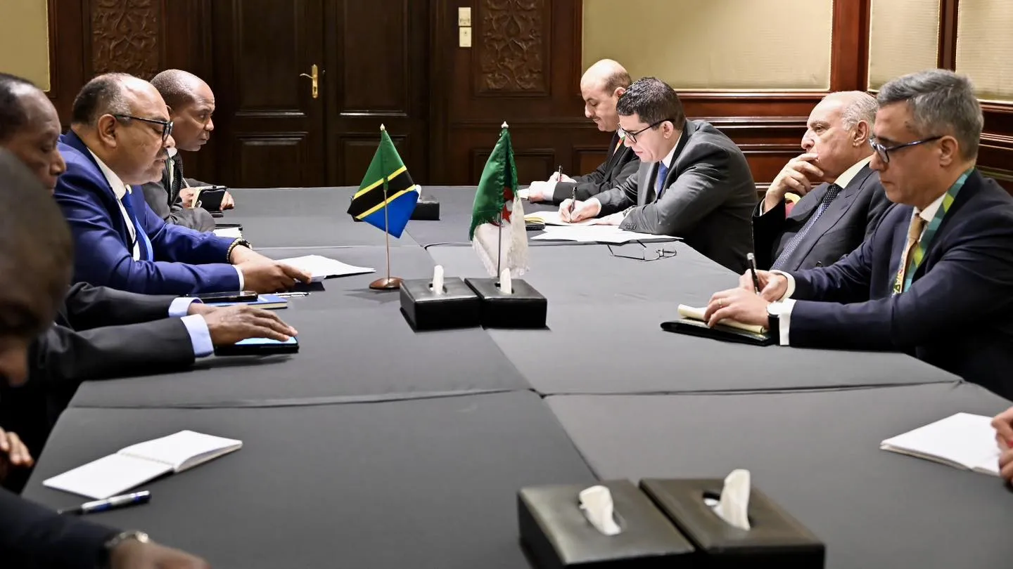 عطاف يجري محادثات مع نظيره التنزاني