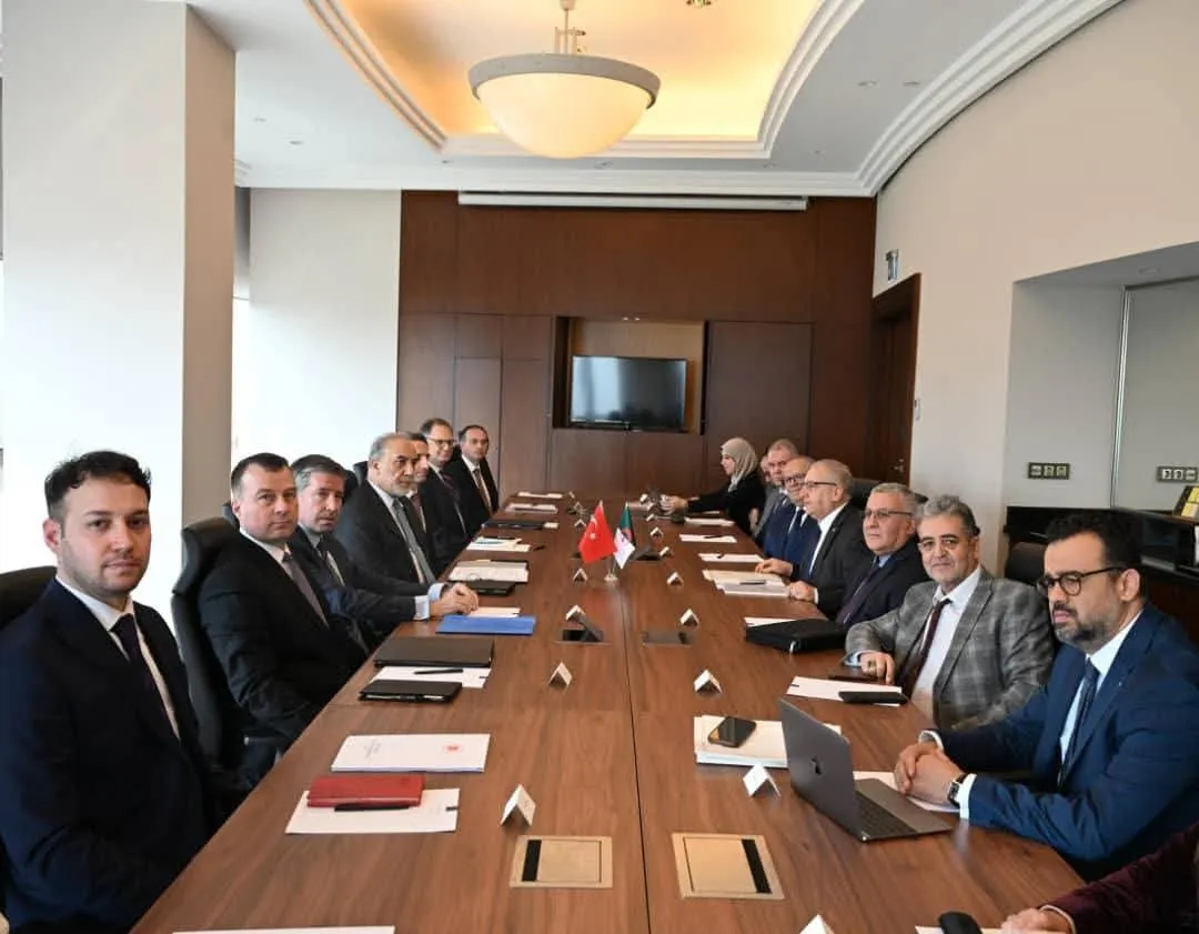 الجزائر-تركيا: مشاورات سياسية في العديد من المسائل الإقليمية والدولية