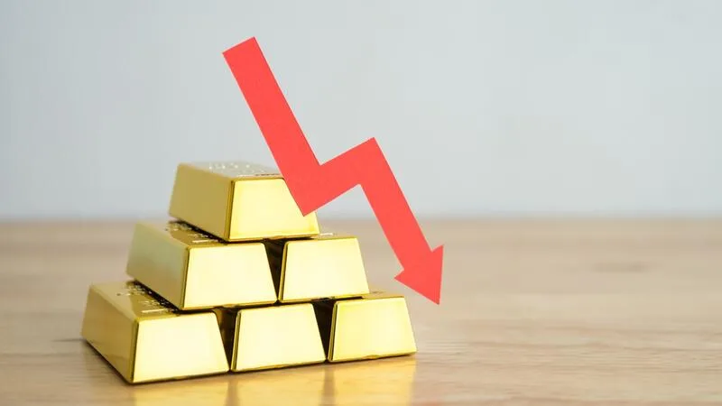تراجع أسعار الذهب عالميا أمام توقعات رفع أسعار الفائدة الأميركية
