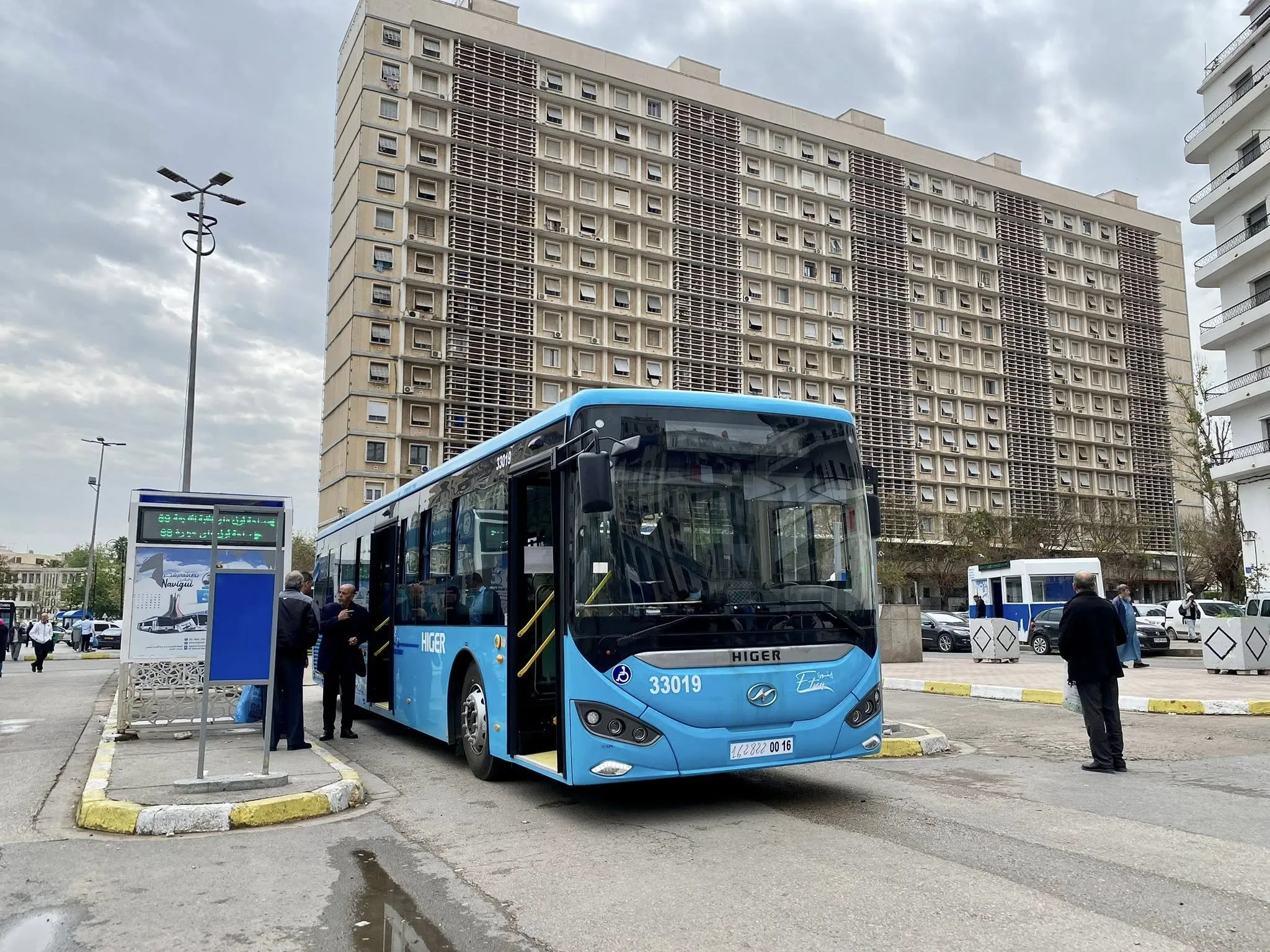 مؤسسة إيتوزا تفتتح 17 خطا جديدا