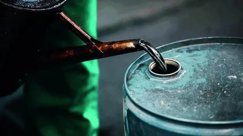 طاقة.. البرنت يقترب من 100 دولار للبرميل