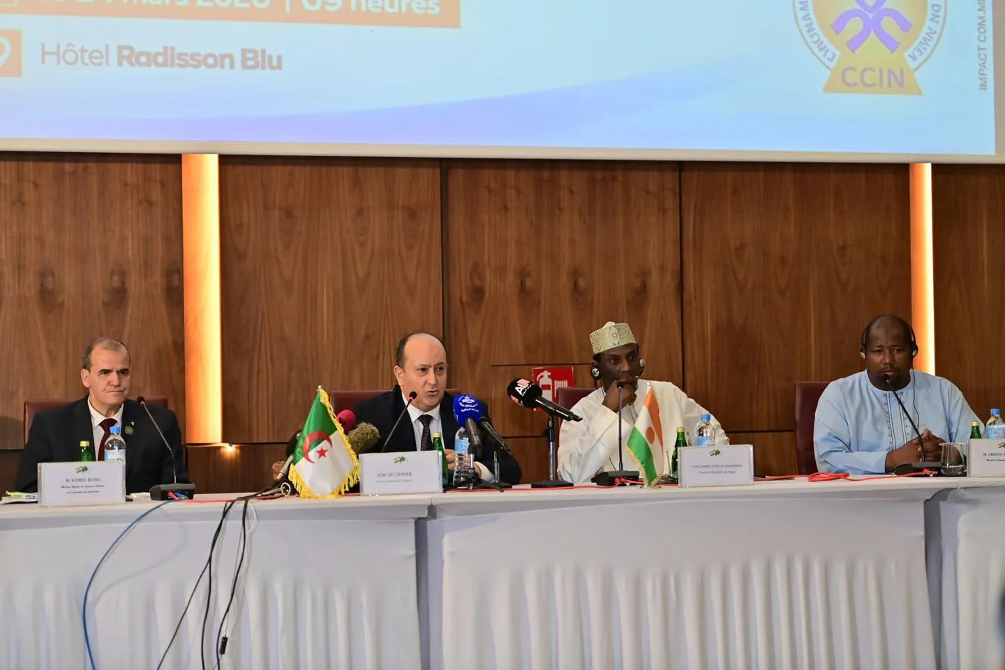 افتتاح أشغال منتدى الأعمال الجزائري–النيجري المنعقد بنيامي