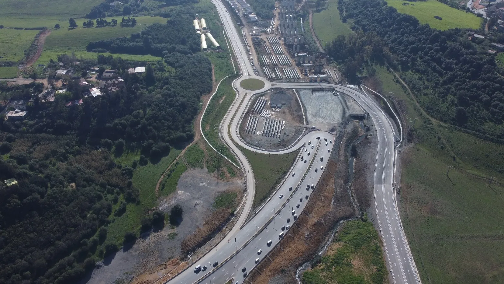 لتسهيل حركة السير.. منفذ درارية الجديد حيز الخدمة