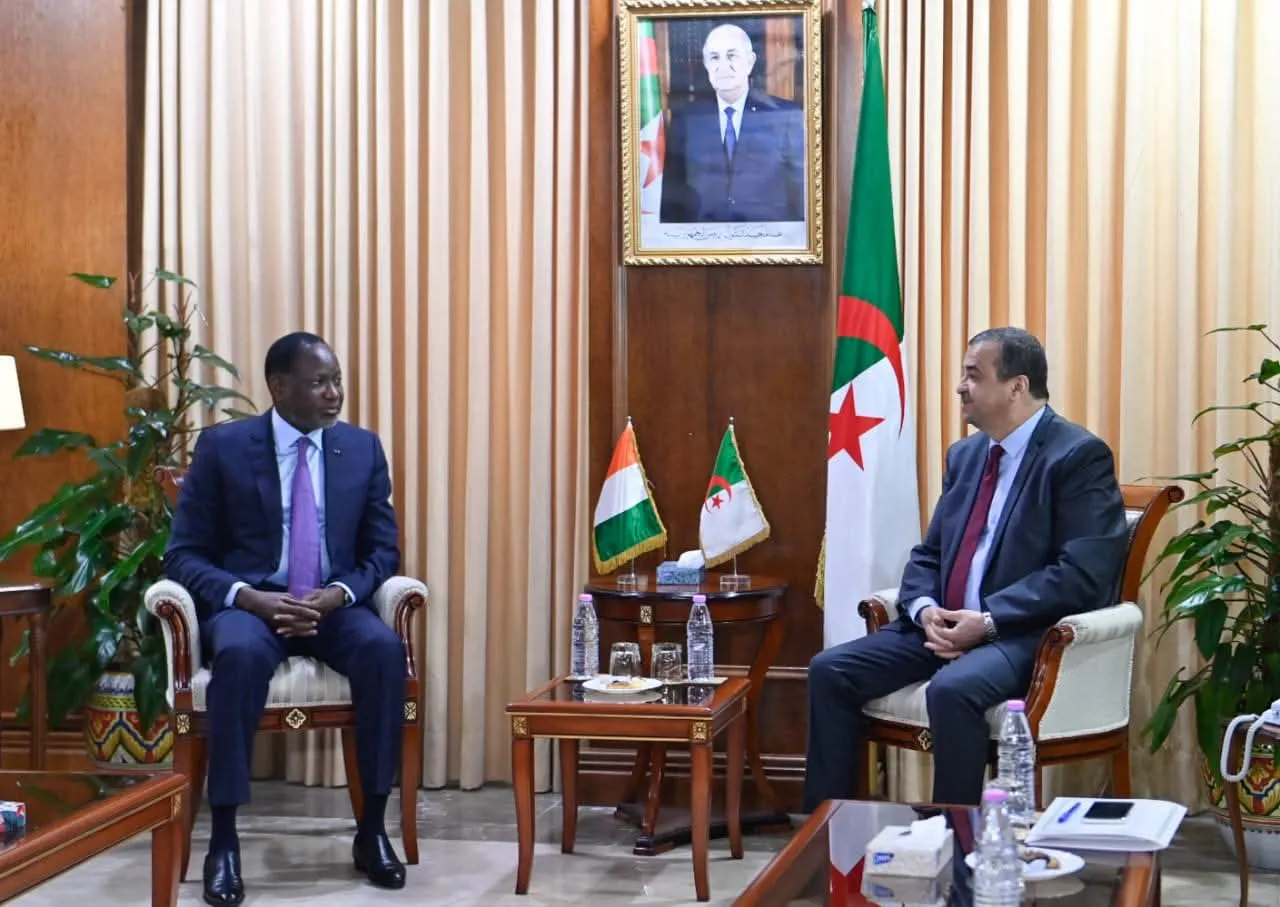 الجزائر - كوت ديفوار: تعزيز الشراكة في مجالي المحروقات والمناجم