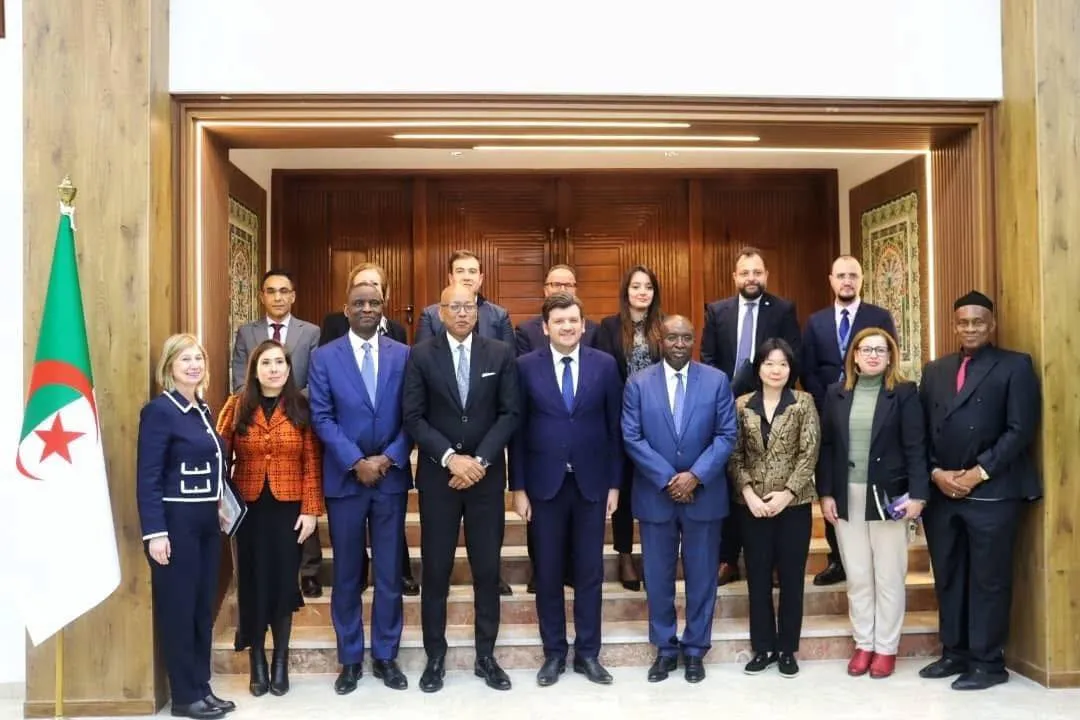 وزير الفلاحة يبحث سبل توطيد الشراكة مع مؤسسة التمويل الدولية