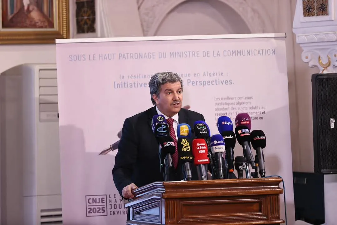 وزير الاتصال يذكر بالتكوين المتخصص للصحفيين في مختلف المجالات